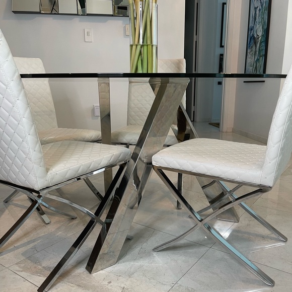 Glass Kitchen table - Picture 2 of 7